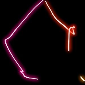 Meet your Posher, Danae